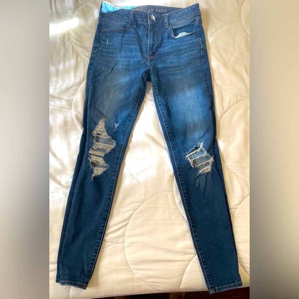 American eagle skinny ripped jeans